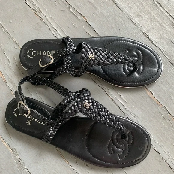 Like New! Authentic Chanel Braided CC Logo Leather  Thong Sandals Size EU 37 - Picture 5 of 16